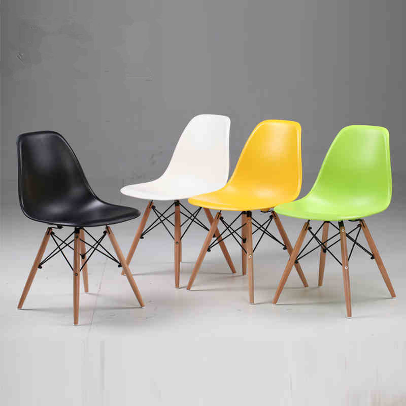 塑胶，铁与木质结合的椅子